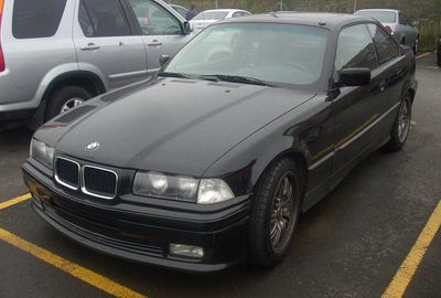 BMW E36 325is Coupé — popularny kandydat do diagnostyki INPA